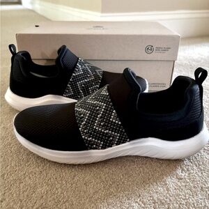 CLARKS CLOUDSTEPPERS SLIP ONS